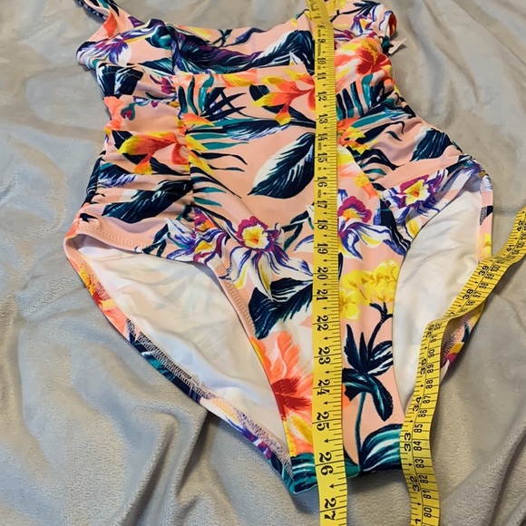 Old navy square neck peachy pink tropical print one piece bathing suit size xs - Picture 7 of 7